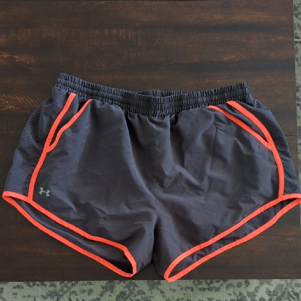 Under Armour Gray and Orange Athletic Shorts Lightweight Elastic Waist